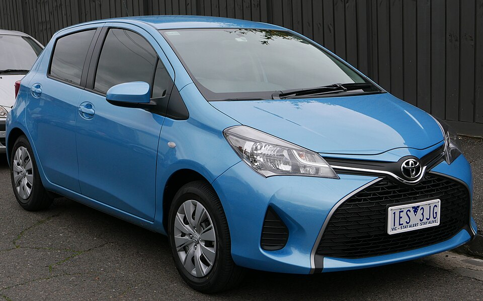 Toyota Yaris 1.0 2015 — Скопје